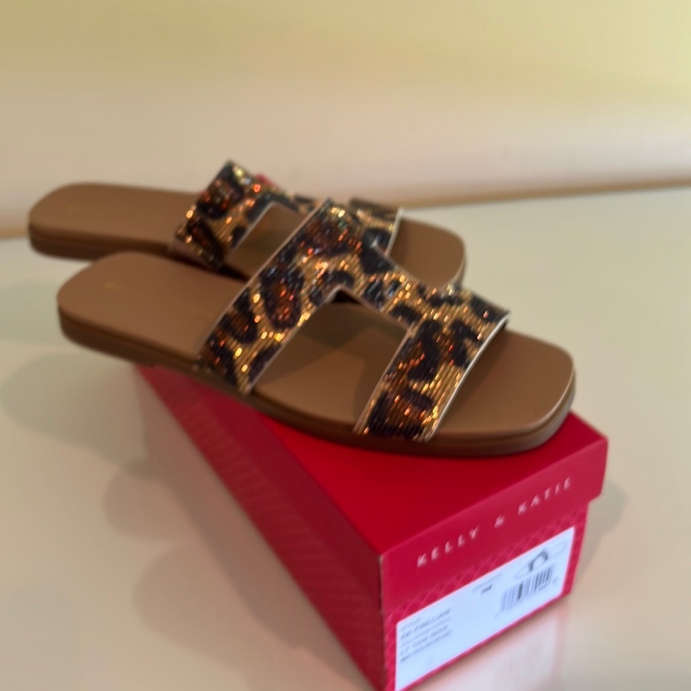 Leopard sparkle brand new never worn